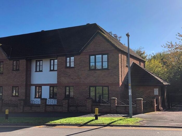 2 Bedroom Flat To Rent In Ridge Green, Shaw, Swindon, SN5