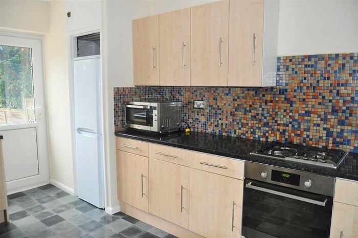 2 Bedroom Maisonette To Rent In Princes Close, Sidcup, DA14