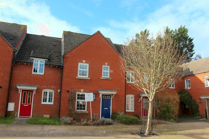3 Bedroom Terraced House To Rent In Halfpenny Road, Salisbury, SP2