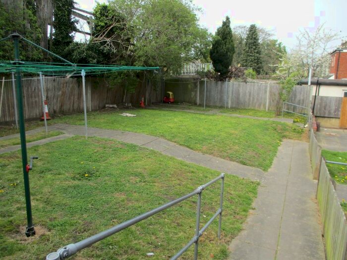 Studio To Rent In Victoria Street, Gillingham, ME7