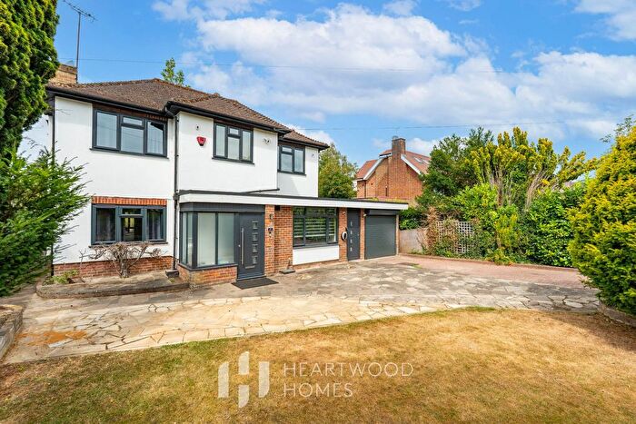 4 Bedroom Detached House For Sale In Homewood Road, St. Albans, AL1