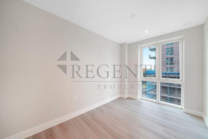 2 Bedroom Apartment To Rent In Cairncross House, Kidbrooke Village, SE3