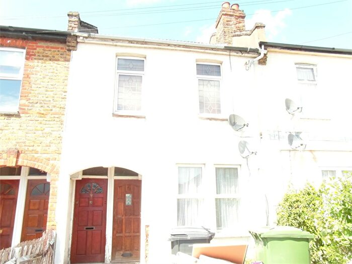 1 Bedroom Maisonette To Rent In Northwood Road, Thornton Heath, Surrey, CR7