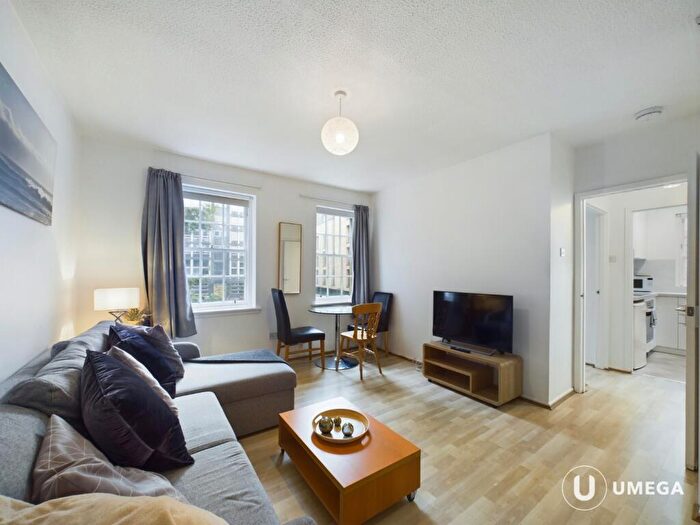 1 Bedroom Apartment To Rent In Websters Land, Grassmarket, Edinburgh, EH1
