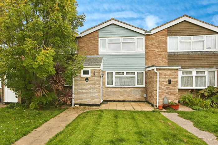 2 Bedroom Terraced House For Sale In Broadsands Walk, Gosport, PO12