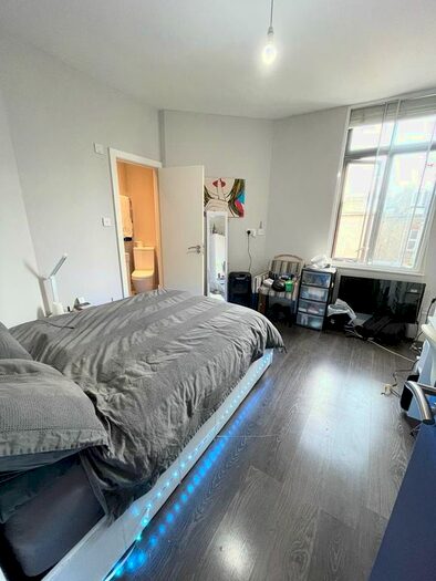 Studio To Rent In Finchley Road, Hampstead, NW3