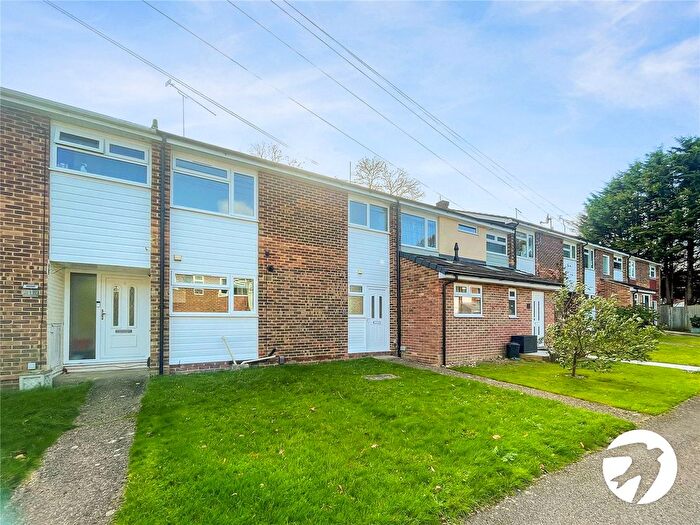 3 Bedroom Detached House To Rent In Gunnis Close, Gillingham, Kent, ME8