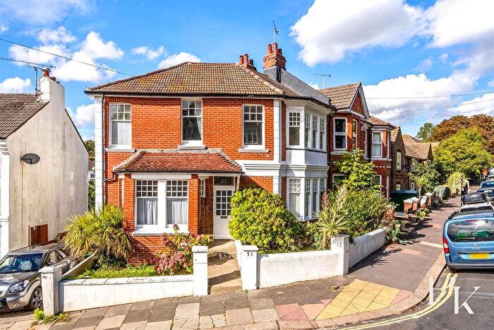 4 Bedroom Semi-Detached House For Sale In Balfour Road, Brighton, BN1