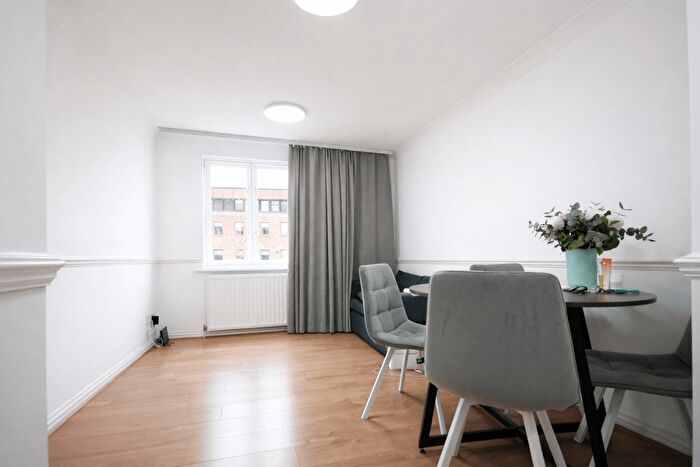 1 Bedroom Flat For Sale In Greencourt House, E1