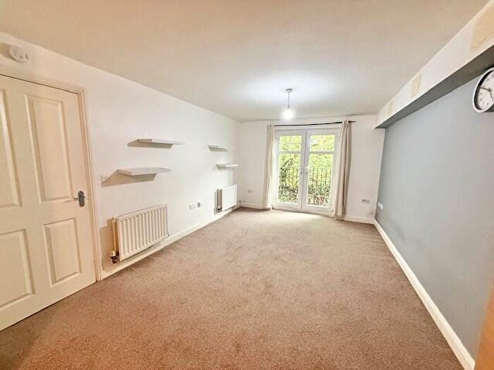 2 Bedroom Flat To Rent In Worsdell House, Blount Close, CW1