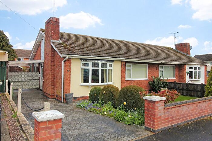 2 Bedroom Semi Detached Bungalow For Sale In Glamorgan Avenue, Fairfield Estate, Wigston, LE18