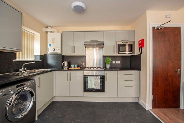 6 Bedroom Terraced House To Rent In Connaught Road, Liverpool, L7