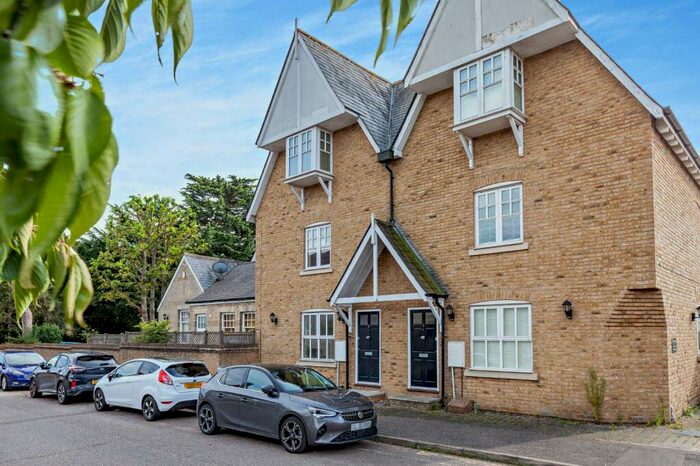 3 Bedroom Semi-Detached House To Rent In Clarence Mews, Redmayne Drive, Chelmsford, Essex, CM2