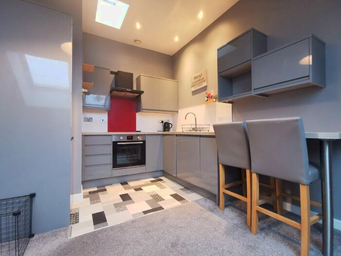 2 Bedroom Flat To Rent In Worsdell House, Wellington Street, Gateshead, NE8