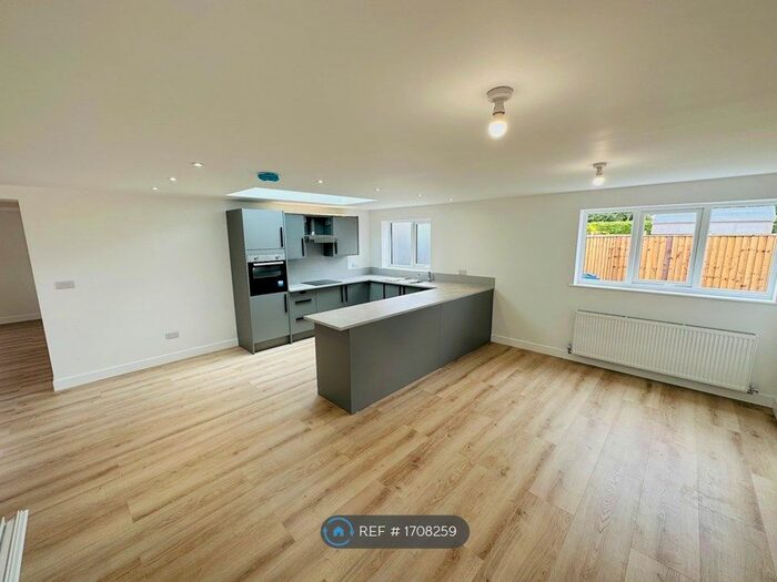 2 Bedroom Terraced House To Rent In Rookery Drive, Penwortham, Preston, PR1