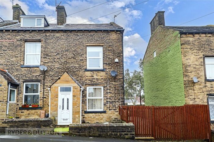 3 Bedroom End Terrace House For Sale In Jubilee Street North, Halifax, West Yorkshire, HX3