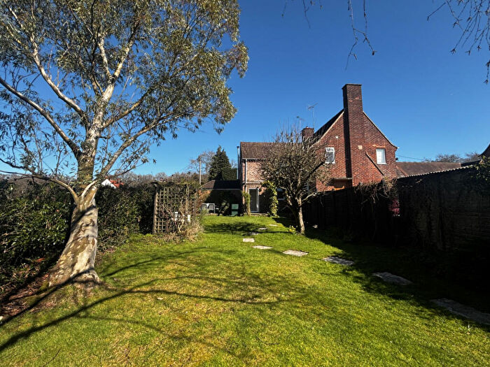 4 Bedroom Semi-Detached House For Sale In Priest Close, Nettlebed, Henley-on-Thames, RG9