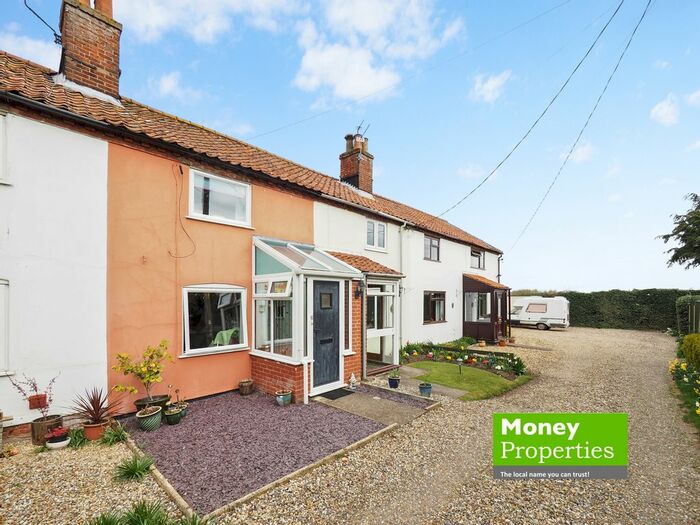 Houses for sale in Lime Tree Avenue, NR18, Norfolk