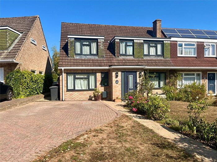 5 Bedroom Semi-detached House For Sale In Darwin Drive, Tonbridge, Kent, TN10