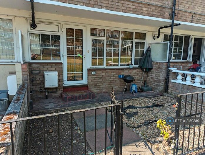 4 Bedroom Flat To Rent In Clark Street, London, E1