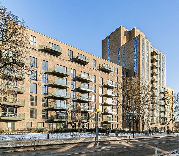 1 Bedroom Apartment To Rent In Coster Avenue, London, N4