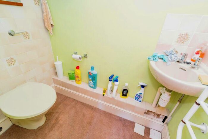 2 Bedroom Terraced House For Sale In Garden Mews, Warsash, Southampton, Hampshire, SO31