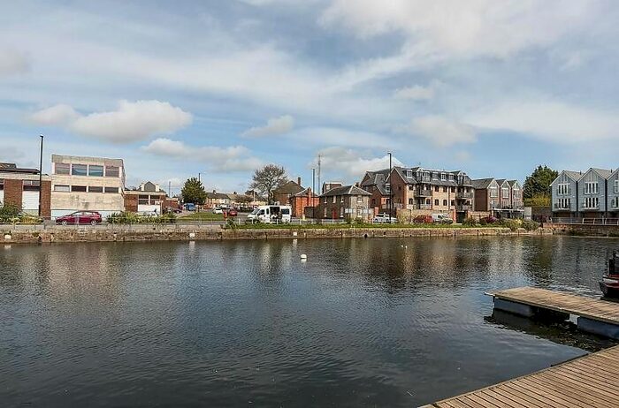 2 Bedroom Flat To Rent In John Rennie Road, Chichester, PO19