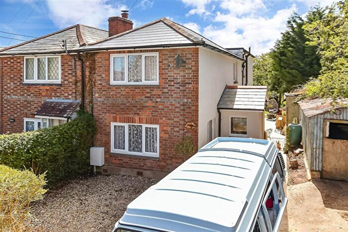 3 Bedroom Semi-Detached House For Sale In Church Road, Havenstreet, Isle Of Wight, PO33