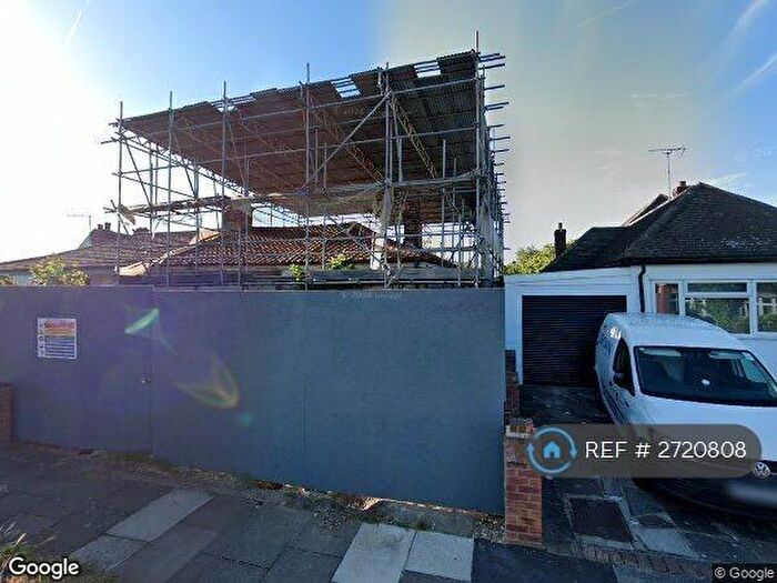 3 Bedroom Bungalow To Rent In Shakespeare Avenue, Westcliff-On-Sea, SS0