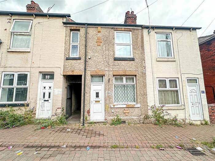 3 Bedroom Terraced House For Sale In Wade Street, Sheffield, S4