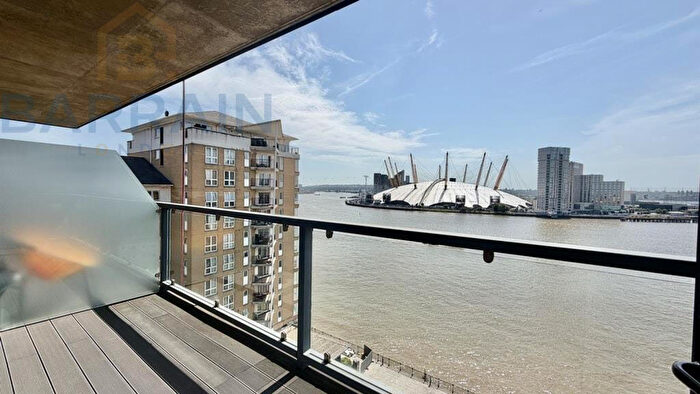 2 Bedroom Flat For Sale In Prime Meridian Walk, London, E14