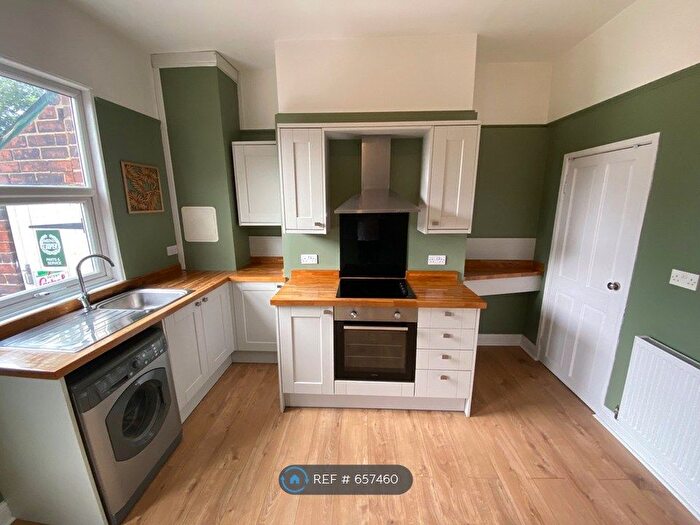 2 Bedroom Terraced House To Rent In Wortley Road, Rotherham, S61