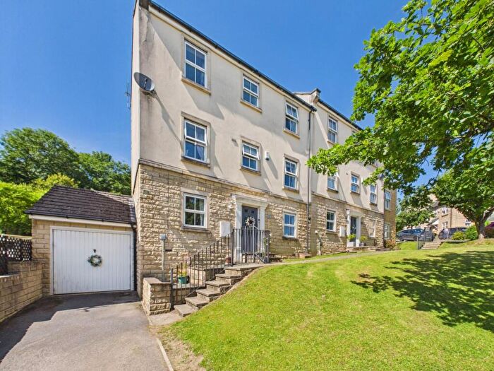 4 Bedroom Semi Detached House For Sale In Millstream Close, East Morton, Keighley, BD20