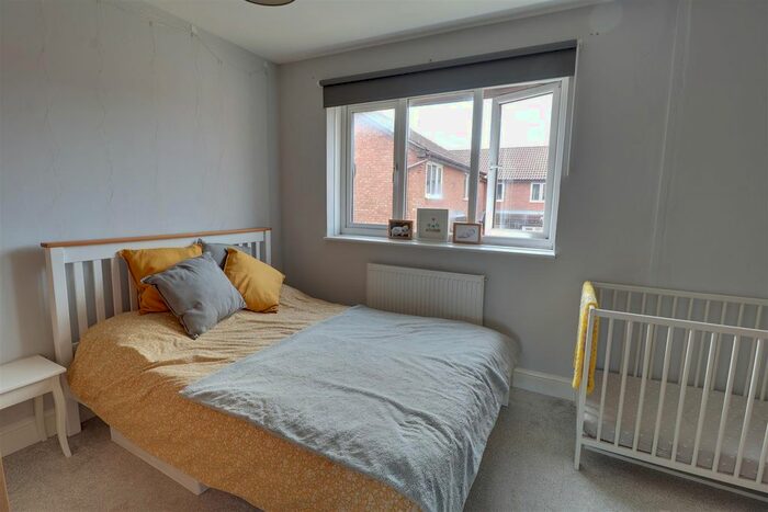 2 Bedroom Terraced House For Sale In Bishops Road, Abbeymead, Gloucester, GL4