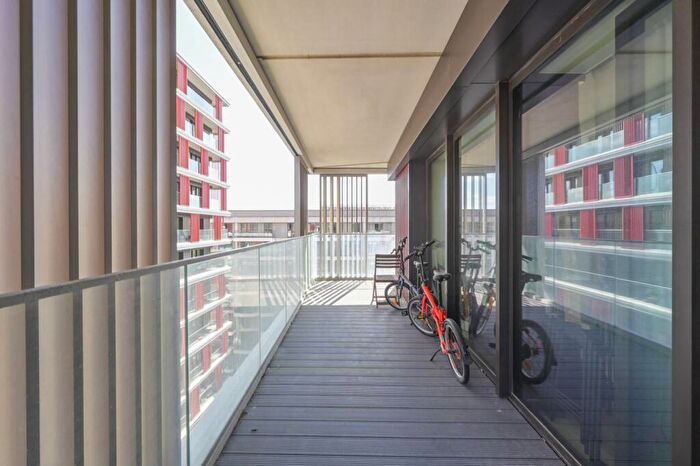 2 Bedroom Flat For Sale In Marco Polo, , Docklands, London, E16