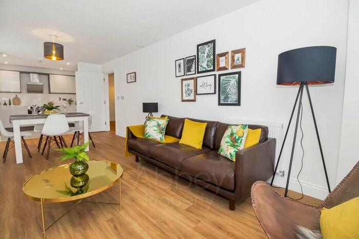 1 Bedroom Flat To Rent In Flat, South Road Kensington Court, Luton, LU1