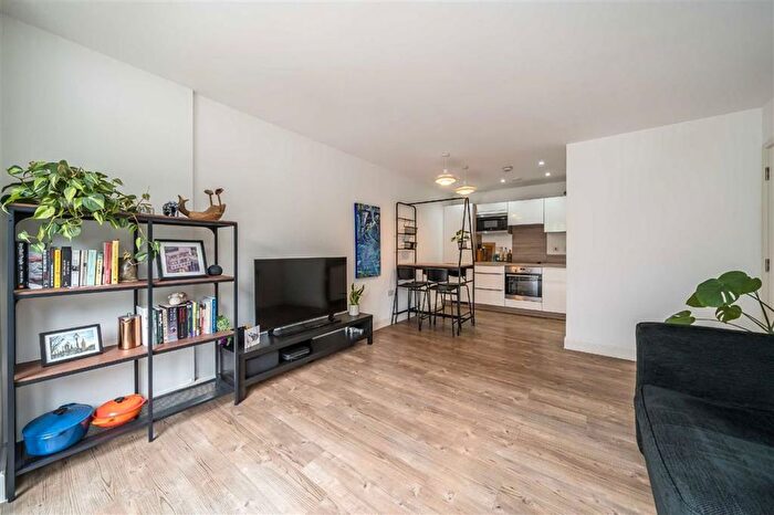 1 Bedroom Flat For Sale In Milles Square, Brixton, SW9