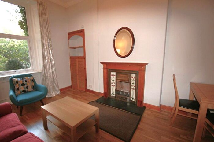 1 Bedroom Flat To Rent In Tay Street, Edinburgh, EH11