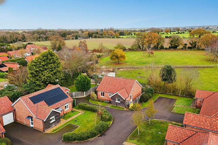 3 Bedroom Detached Bungalow For Sale In Norman Close, Thurlton, Norwich, NR14