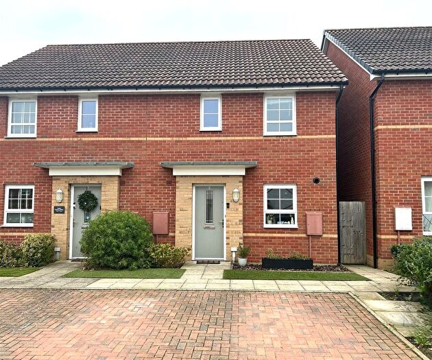 3 Bedroom Semi Detached House For Sale In Walnut Drive, Chippenham, SN15