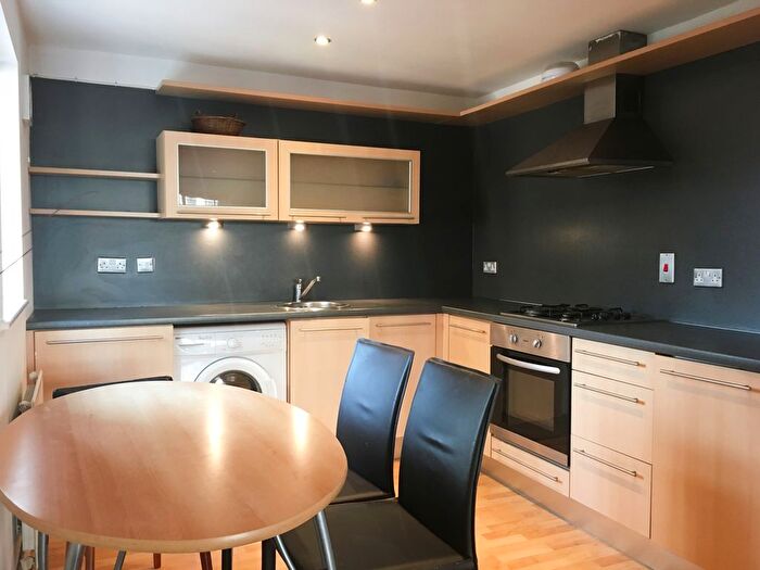 2 Bedroom Terraced House To Rent In Bethwin Road, Camberwell, SE5