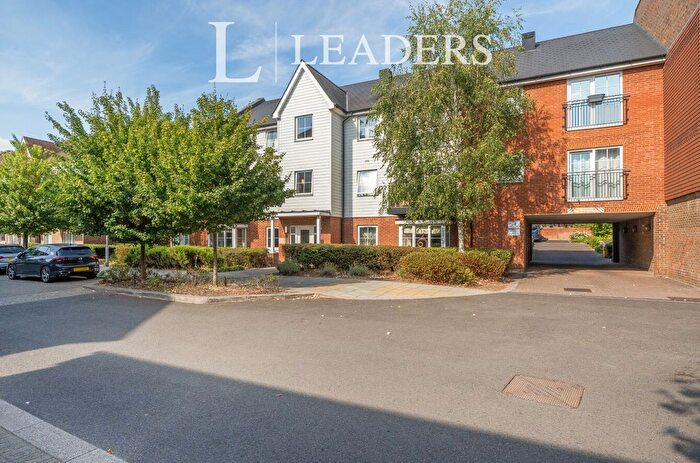 1 Bedroom Flat For Sale In Eden Road, Dunton Green, Sevenoaks, TN14