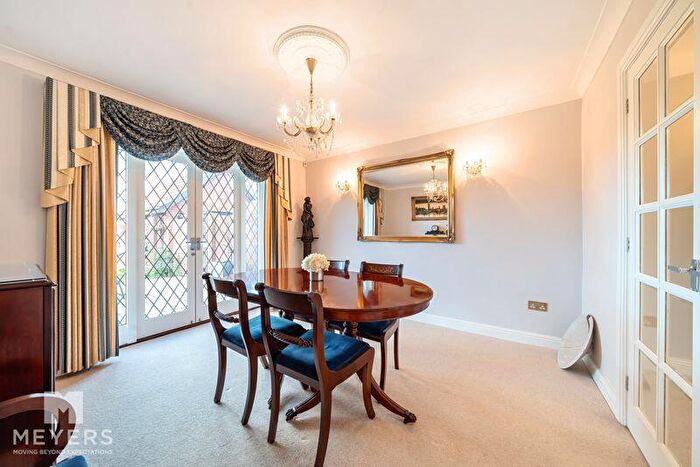 5 Bedroom Detached House For Sale In Springdale Road, Corfe Mullen, BH21