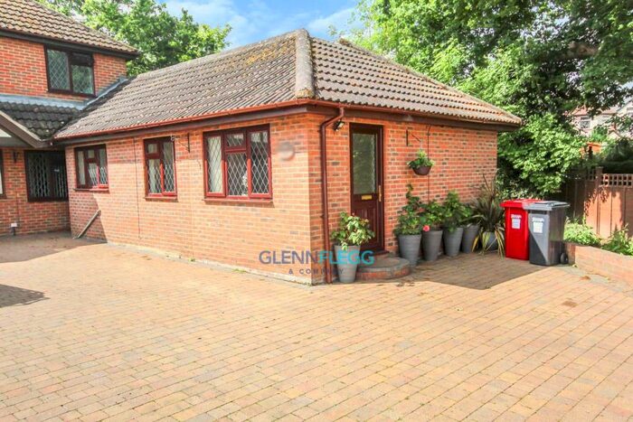 1 Bedroom Bungalow To Rent In ***Let Agreed***Magnolia Gardens, Langley***Let Agreed***, SL3