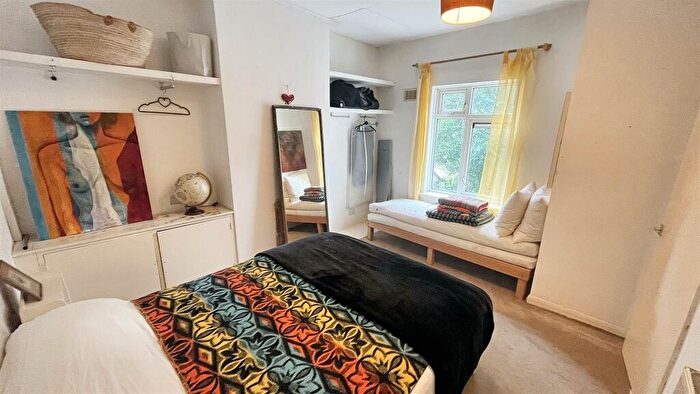 1 Bedroom Flat For Sale In Kingswood Road, Moseley, B13