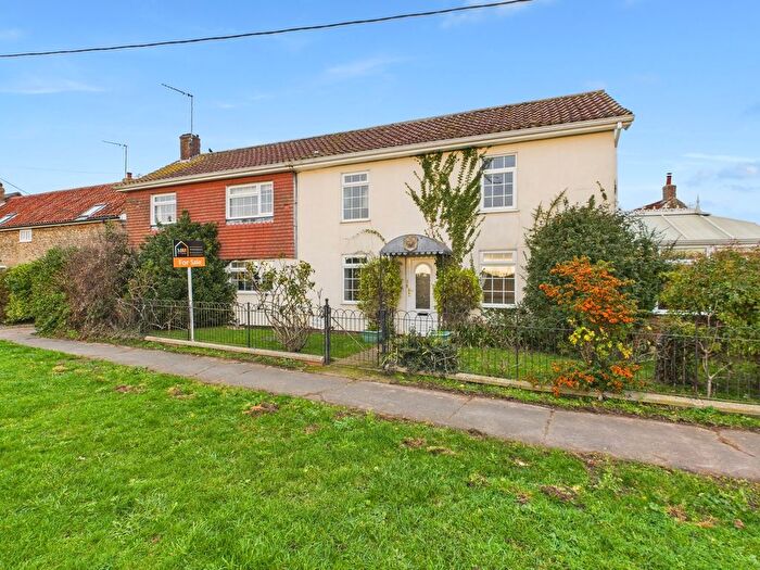 3 Bedroom Detached House For Sale In Low Road, Wretton, King's Lynn, PE33