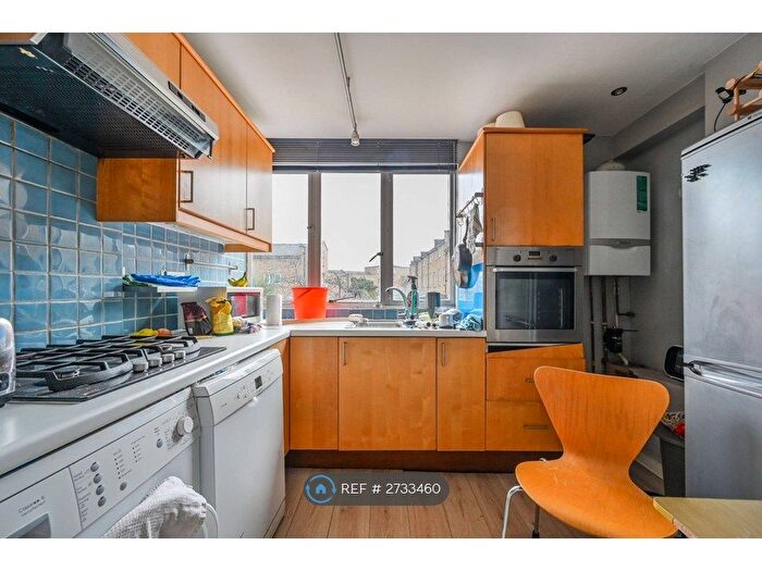 2 Bedroom Maisonette To Rent In Lister House, London, E1