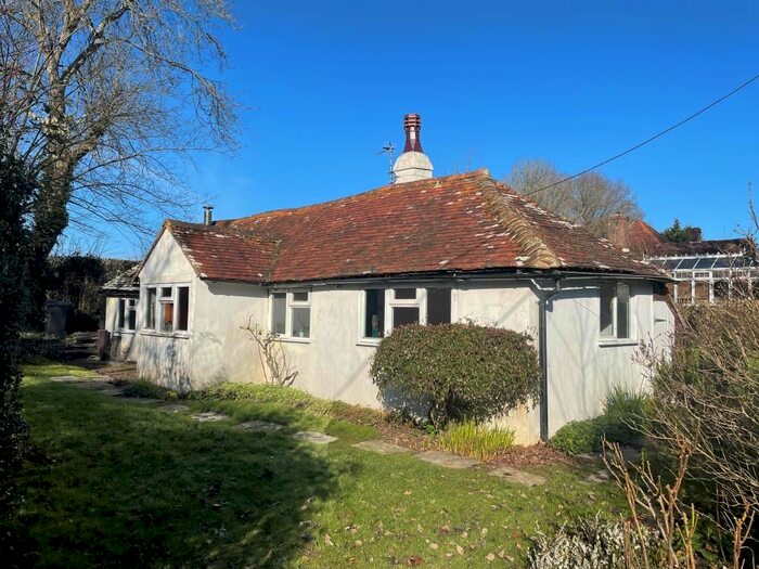1 Bedroom Cottage For Sale In The White Cottage, Tilley Lane, Boreham Street, Hailsham, East Sussex, BN27