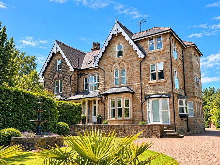 3 Bedroom Flat To Rent In Ripon Road, Harrogate, HG1