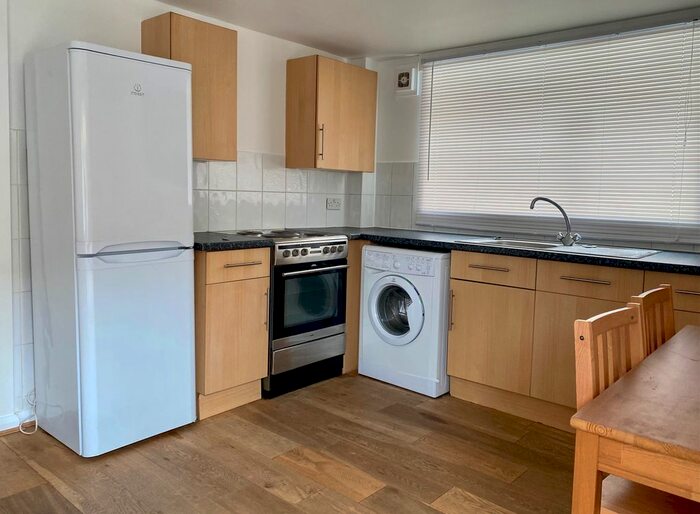 1 Bedroom Flat To Rent In Tollington Park, Finsbury Park, N4